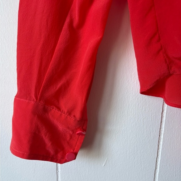 Trina Turk 100% Silk Button-Up Blouse | Size Small - Picture 5 of 8